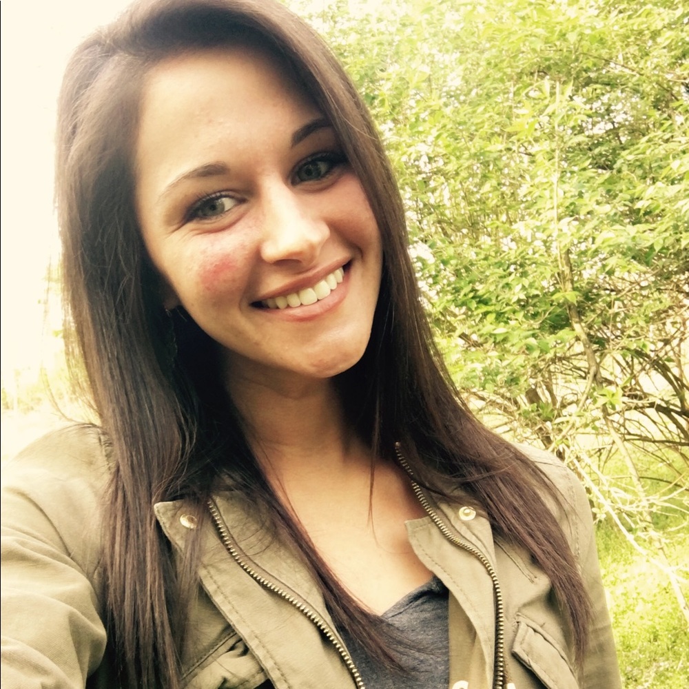 Meet your Posher, Kaitlyn